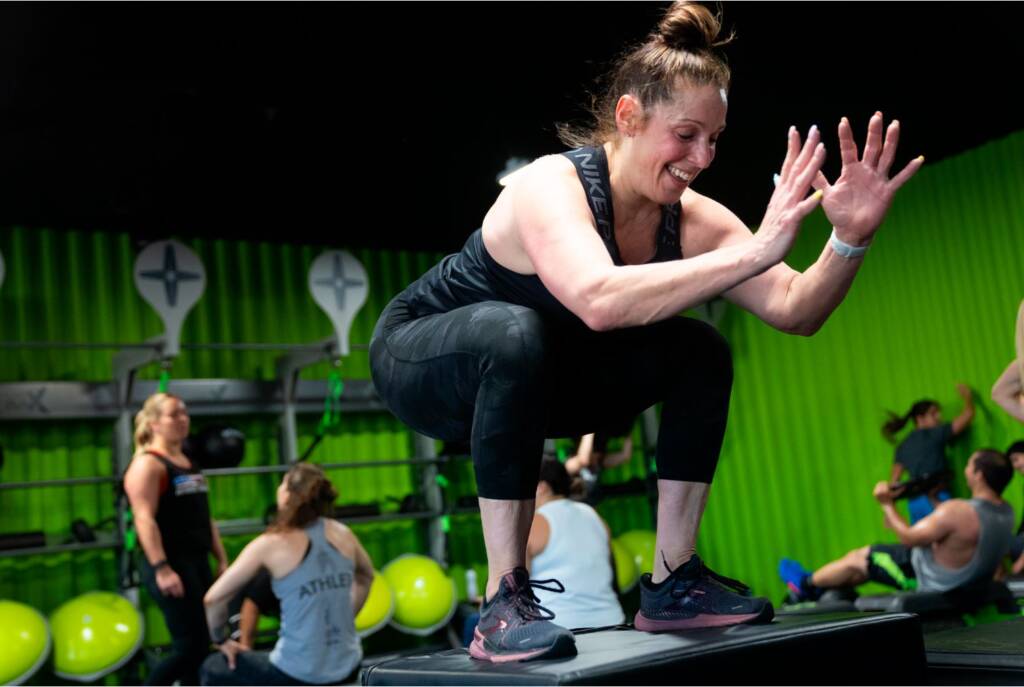 Sets Hybrid Training Gym - Revolutionize Your Workouts - Call Now!